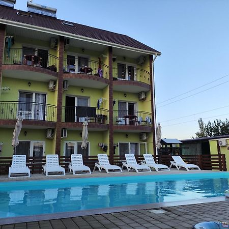 Hotel Lyubavushka Zatoka Exterior foto