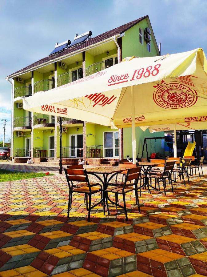 Hotel Lyubavushka Zatoka Exterior foto