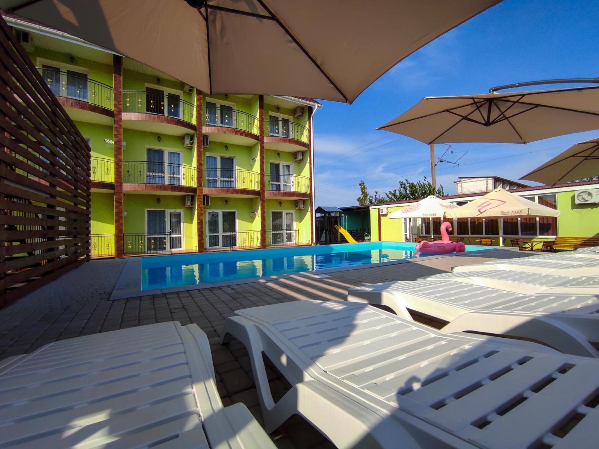 Hotel Lyubavushka Zatoka Exterior foto