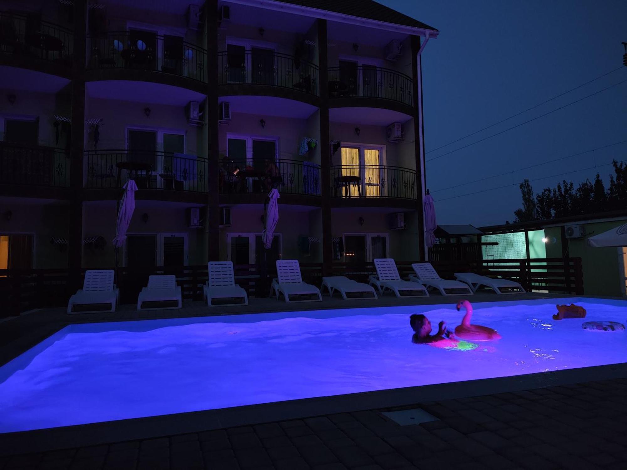 Hotel Lyubavushka Zatoka Exterior foto