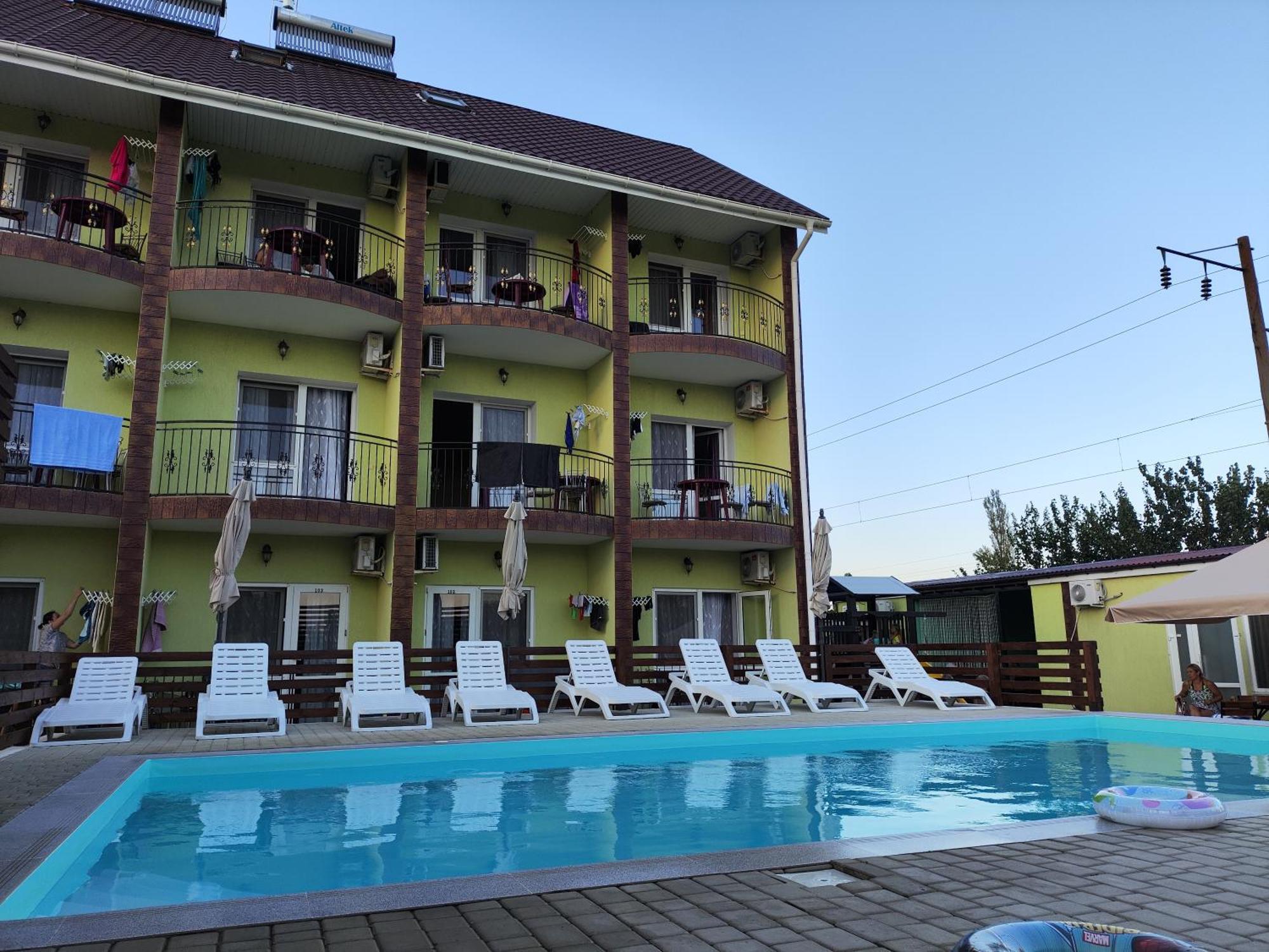 Hotel Lyubavushka Zatoka Exterior foto